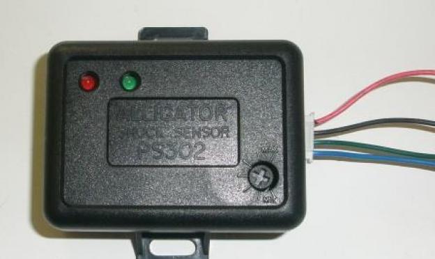 Cómo configurar un sensor de impacto en una alarma Configuración de la sensibilidad del sensor de impacto